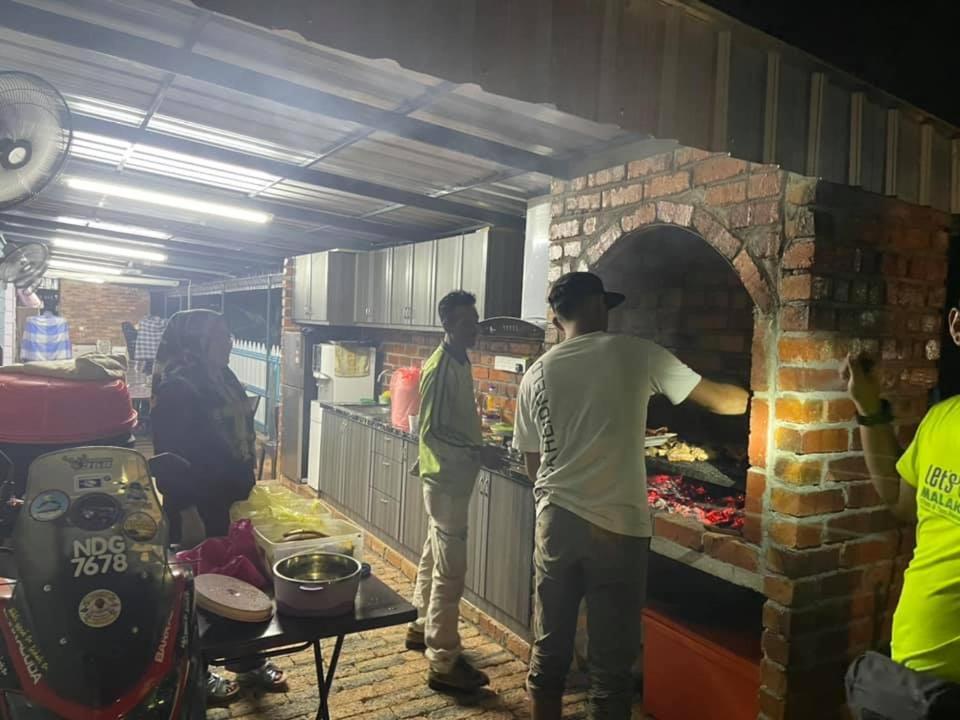 Branda Kampung Sumpitan Lenggong Tiada Sungai Hotel Kampong Ulu Jepai Buitenkant foto