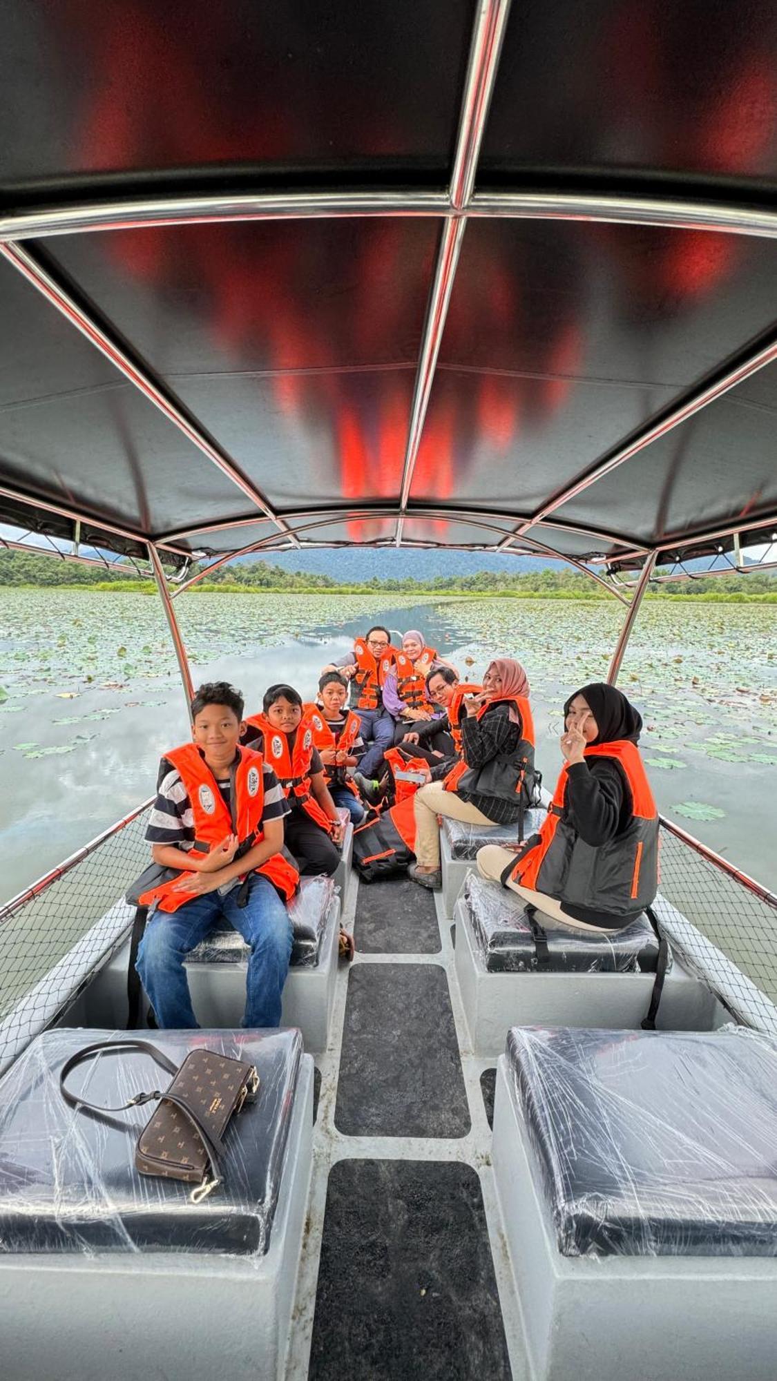 Branda Kampung Sumpitan Lenggong Tiada Sungai Hotel Kampong Ulu Jepai Buitenkant foto