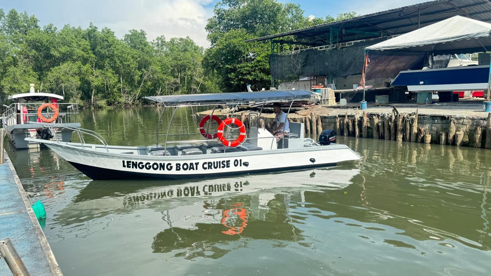 Branda Kampung Sumpitan Lenggong Tiada Sungai Hotel Kampong Ulu Jepai Buitenkant foto